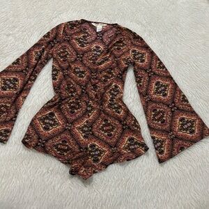 Mimi chica shorts romper size small